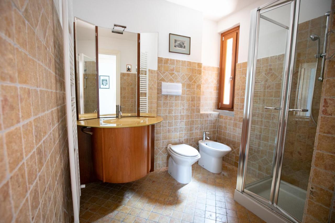 Iseolakerental - La Stallina - Monte Isola Extérieur photo